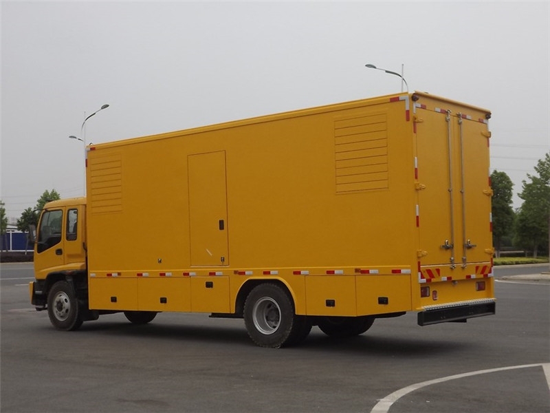 平顶山租赁发电机-柴油发电机组机房烟管的布置与安装